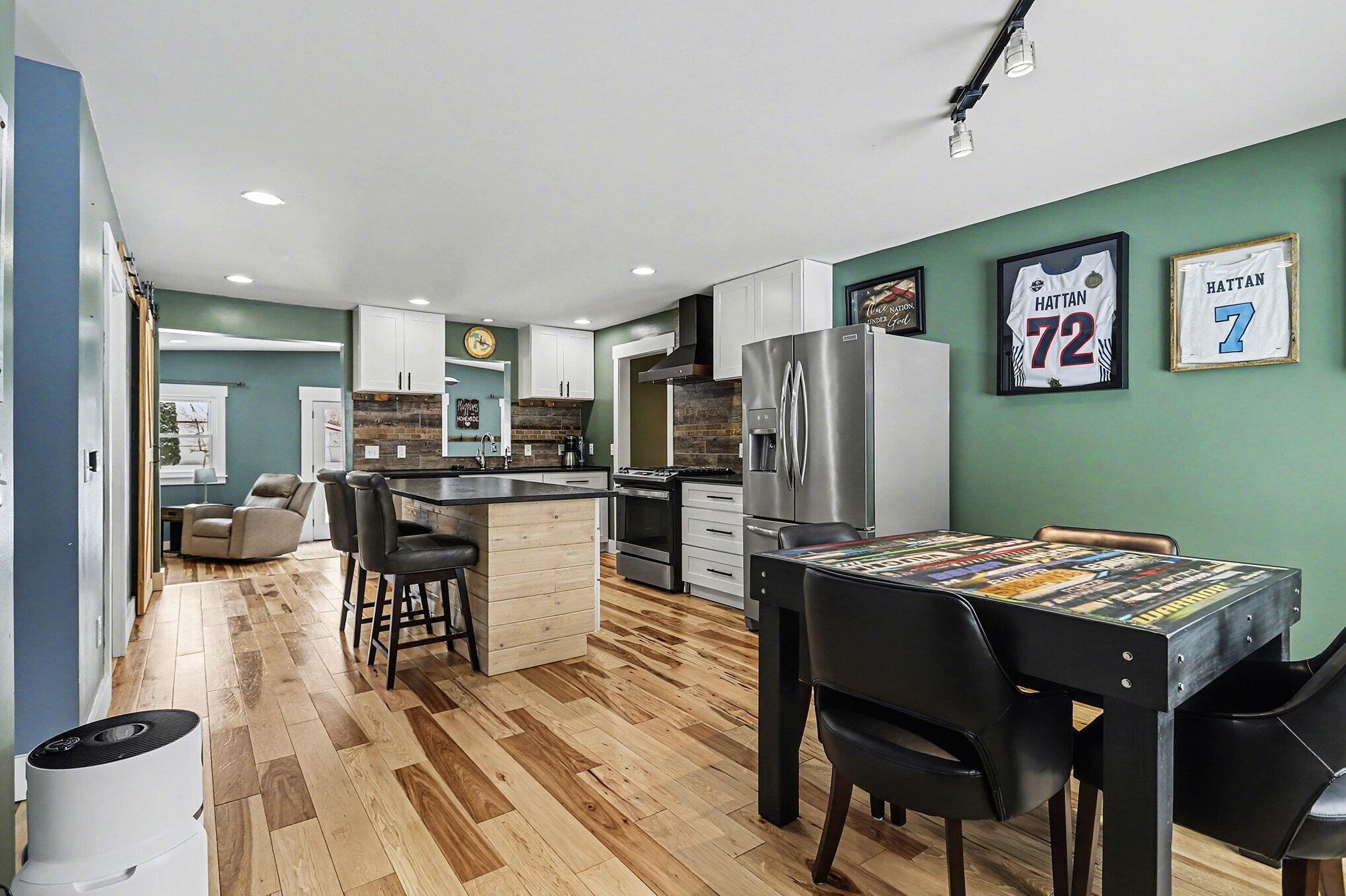 103 Morrow Street Kalamazoo, MI 49048 - Photo 4 of 17 002-103-morrow-st-kalamazoo-mi-49048