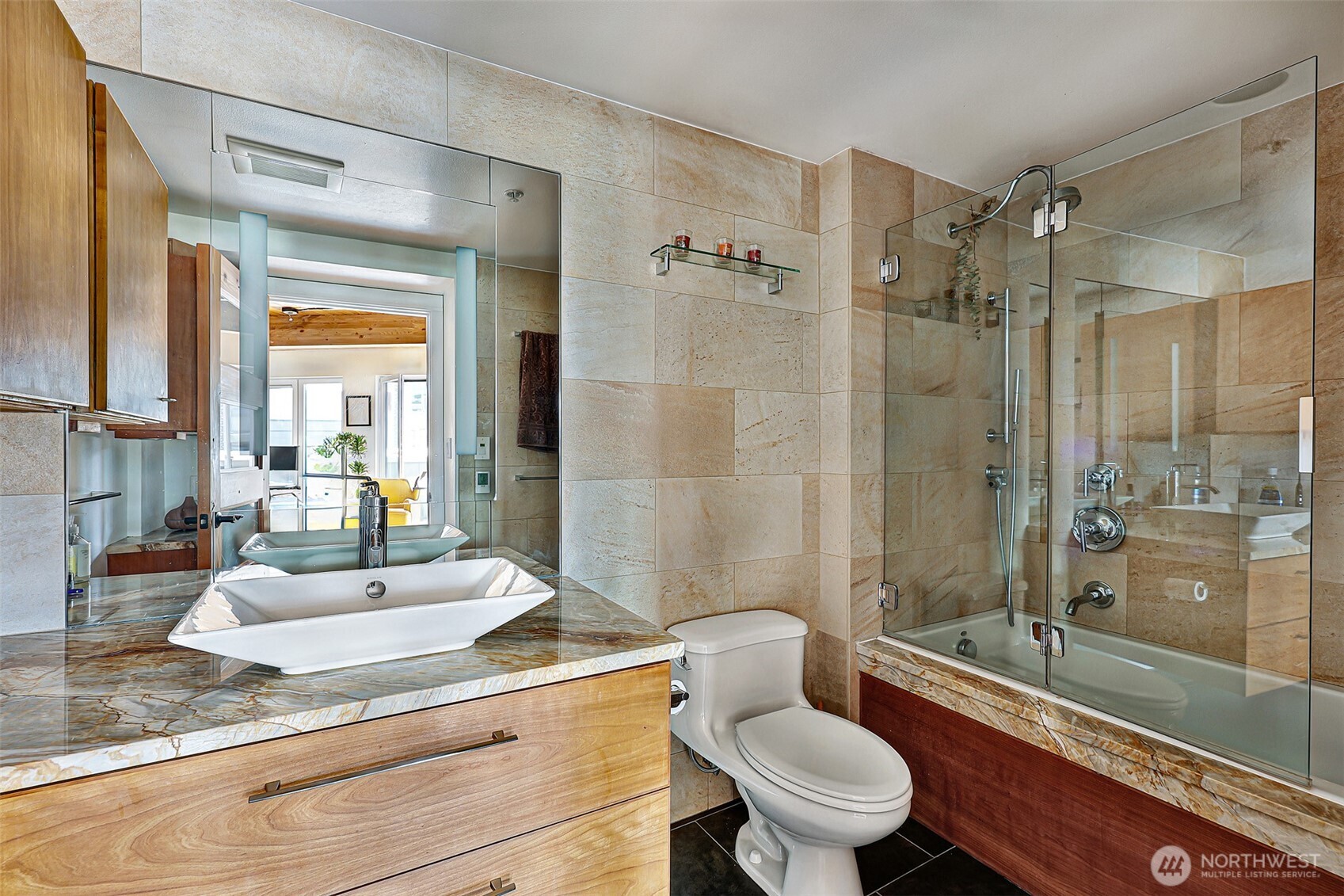 1408 12th Avenue, Unit 406 Seattle, WA 98122 - Photo 16 of 26