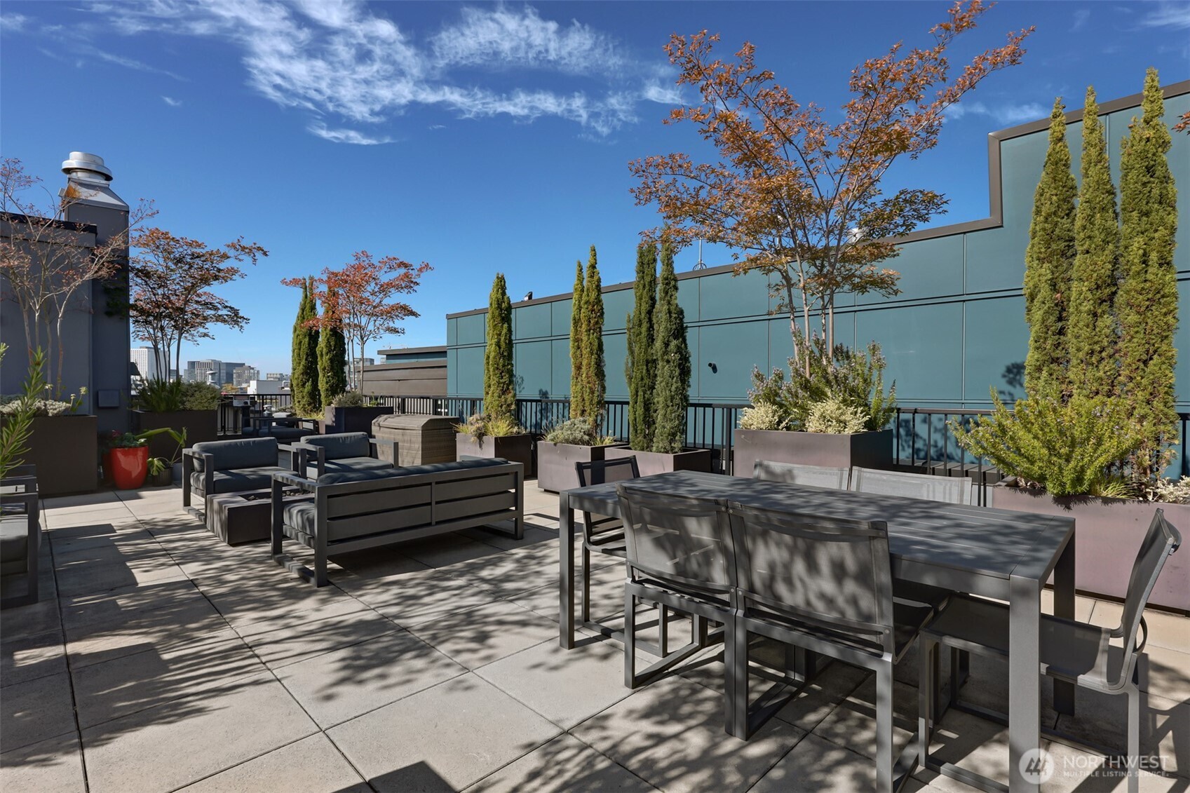 1408 12th Avenue, Unit 406 Seattle, WA 98122 - Photo 22 of 26