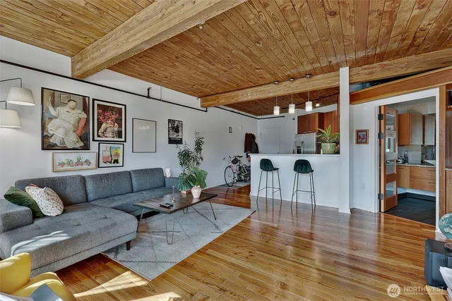 $565,000 | 1408 12th Avenue, Unit 406, Seattle, WA 98122