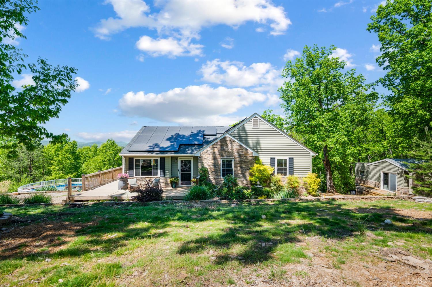 667 NightHawk Road Lynchburg, VA 24504 - Photo 2 of 45 Gallery Image 2