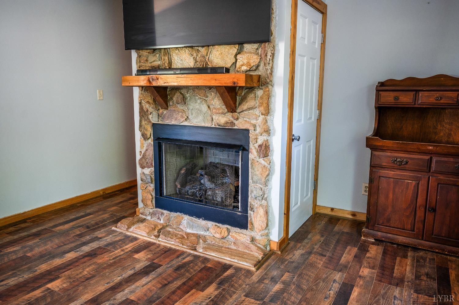 667 NightHawk Road Lynchburg, VA 24504 - Photo 7 of 45 Gallery Image 7