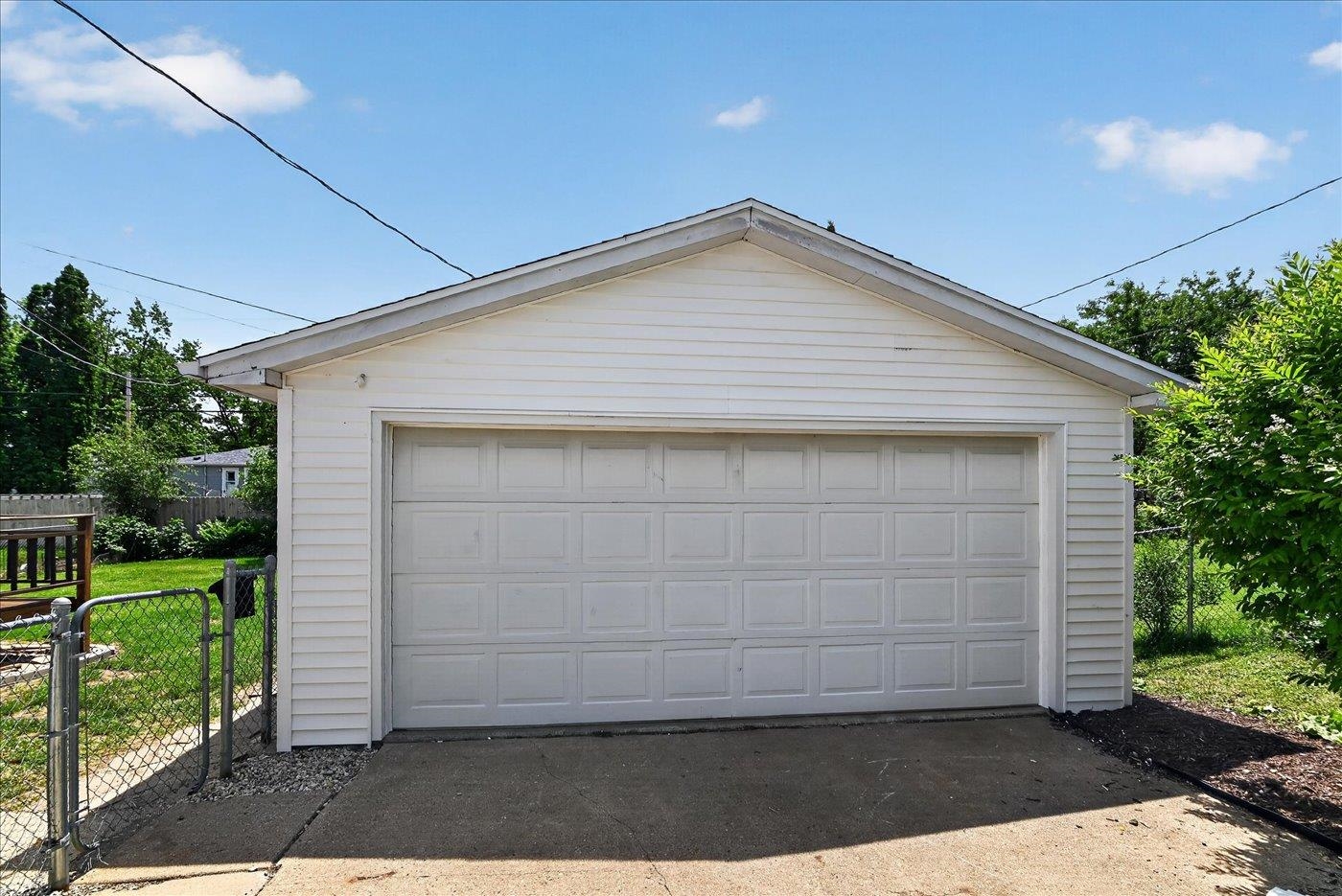 4521 Jade Lane Madison, WI 53714 - Photo 36 of 45