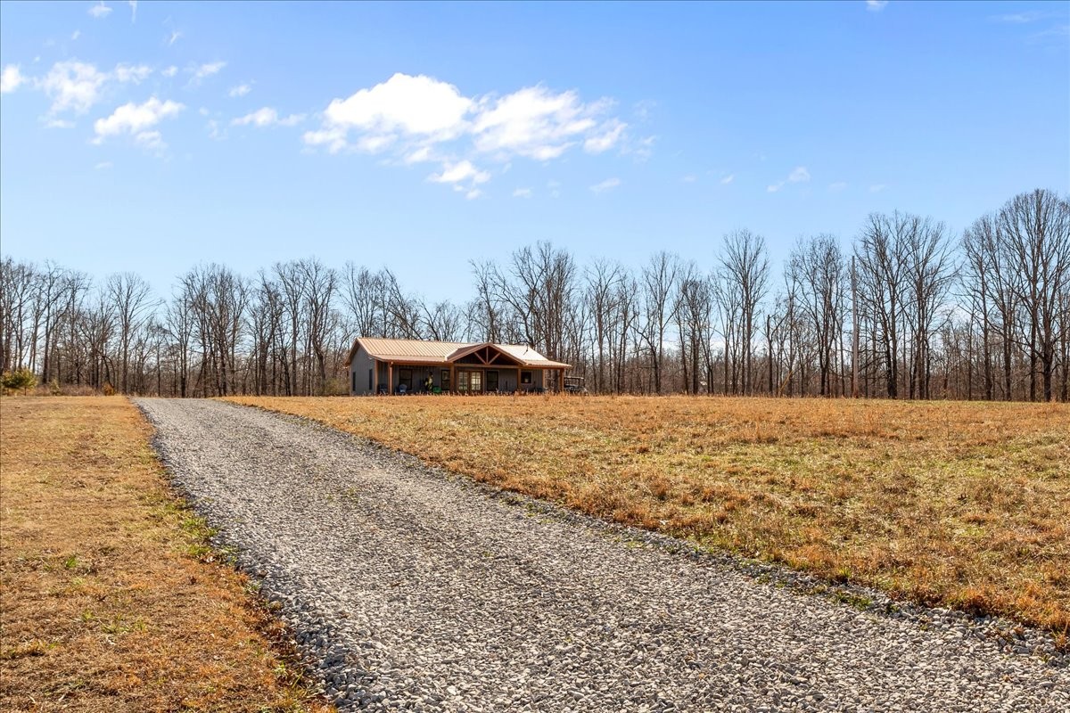 119 Howard Road White Bluff, TN 37187 - Photo 31 of 36