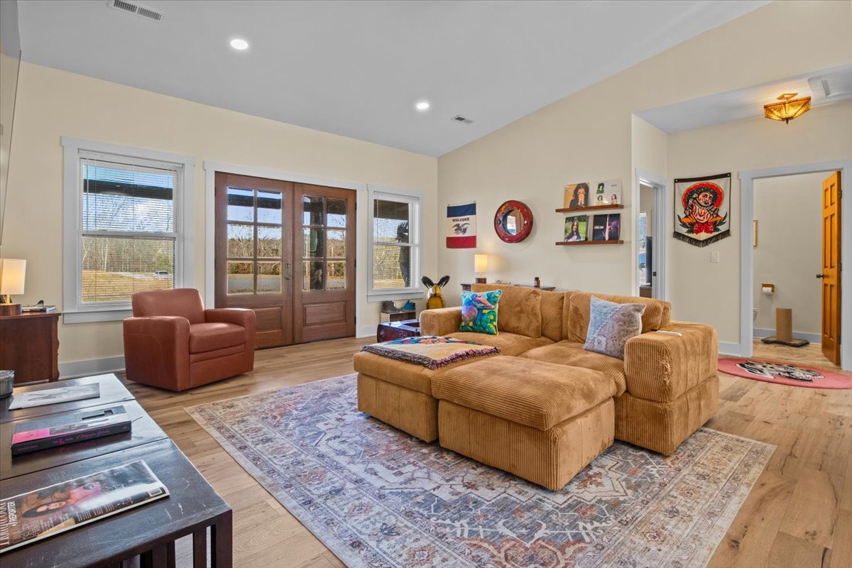 119 Howard Road White Bluff, TN 37187 - Photo 5 of 36