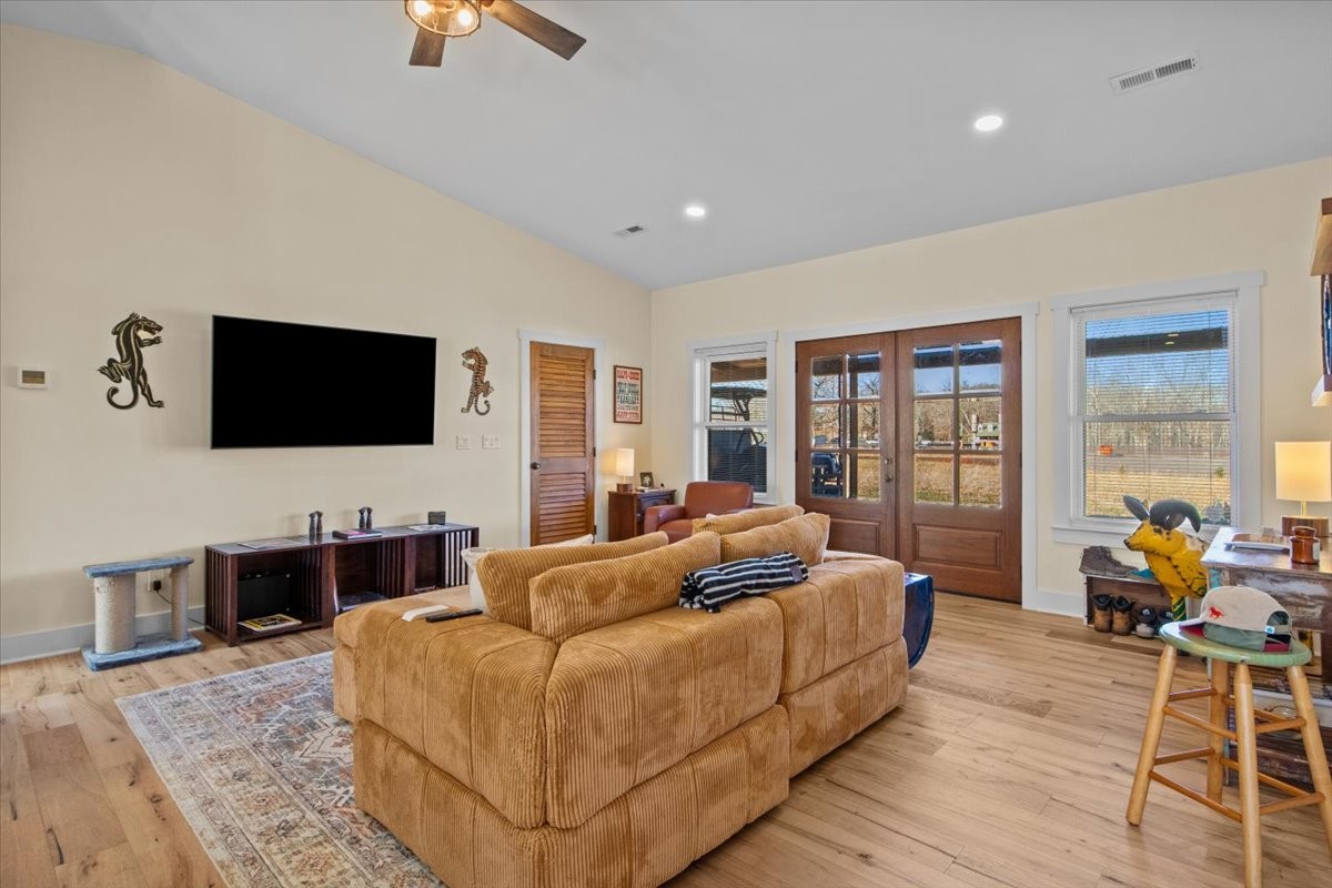 119 Howard Road White Bluff, TN 37187 - Photo 6 of 36