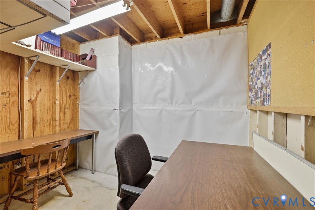 237 Craddock Street Boydton, VA 23917 - Photo 32 of 41 View of office area