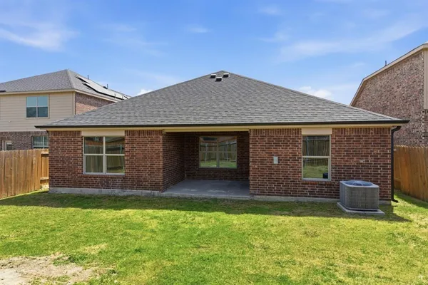 $299,990 | 127 Bluebonnet Drive, Sanger, TX 76266