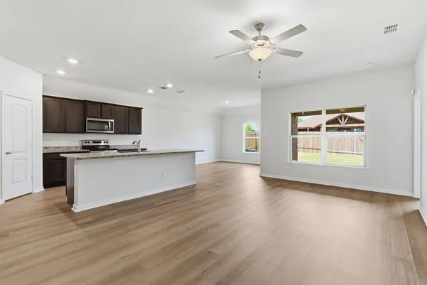 $299,990 | 127 Bluebonnet Drive, Sanger, TX 76266