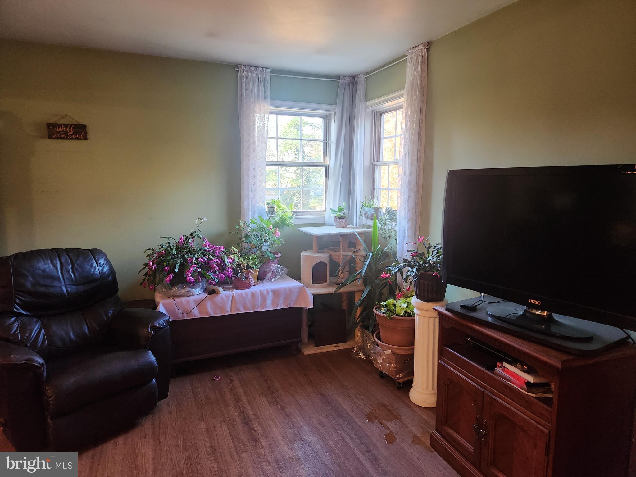 68 Daffodil Drive Manheim, PA 17545 - Photo 13 of 45 a living room with furniture and a flat screen tv