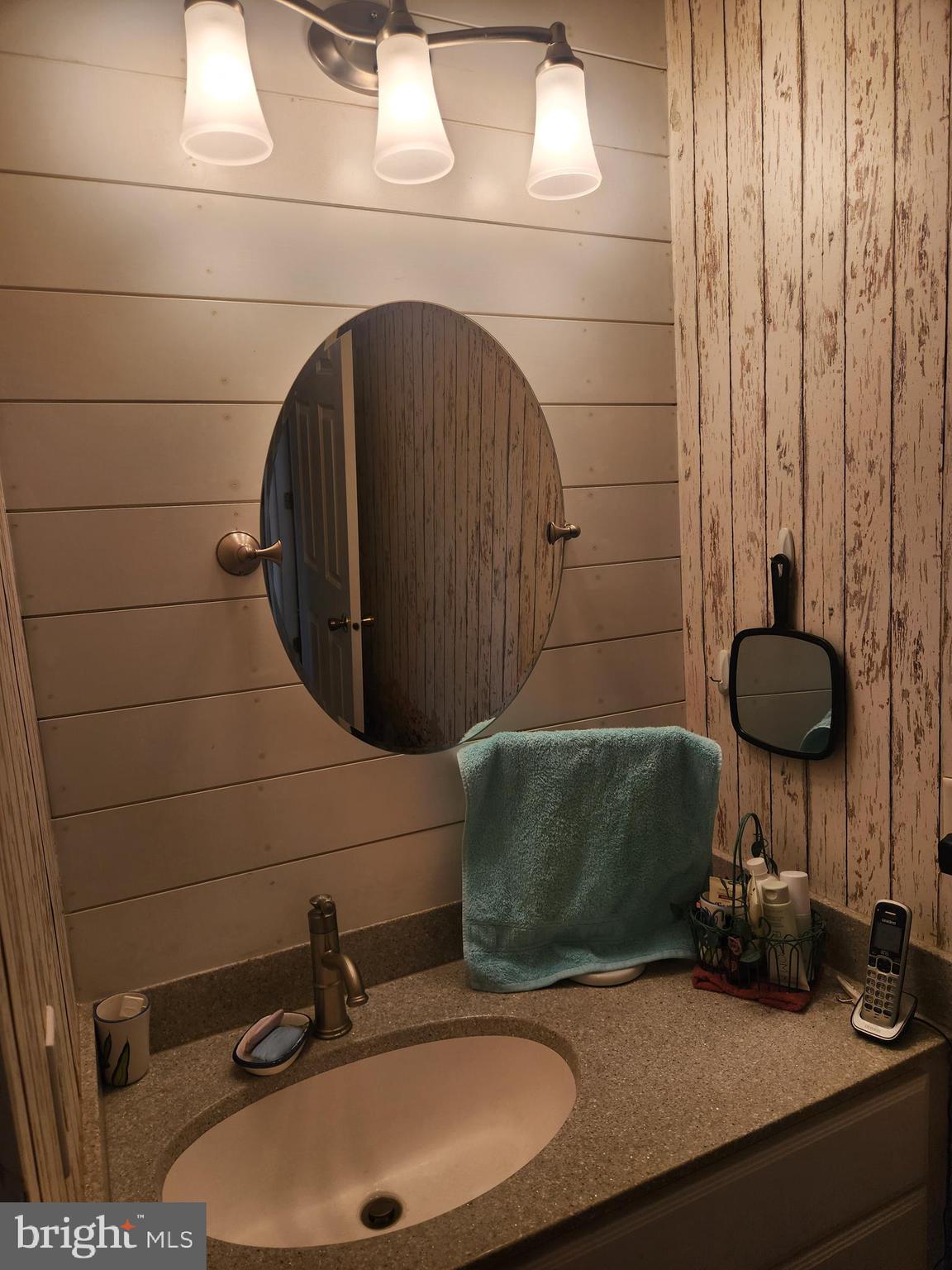 68 Daffodil Drive Manheim, PA 17545 - Photo 16 of 45 a bathroom with a sink and a mirror