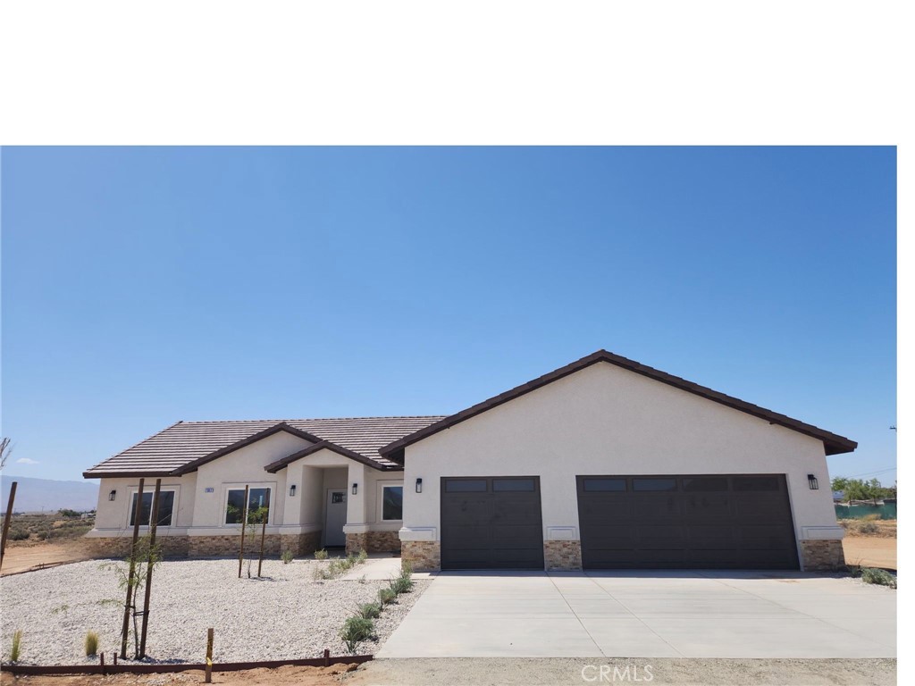 21053 Huasna Road Apple Valley, CA 92307 - Photo 19 of 19 Welcome Home!