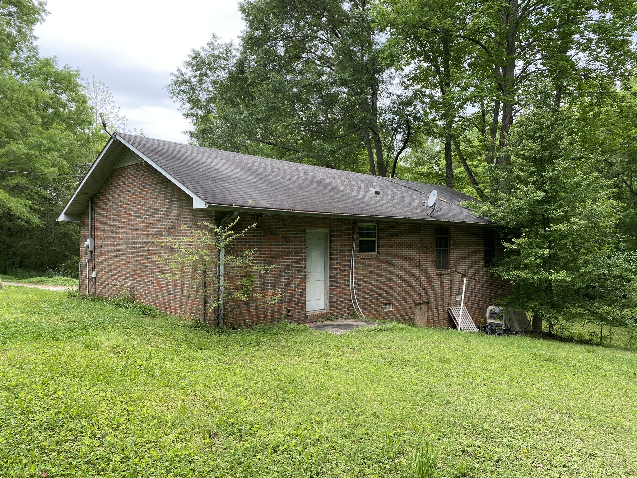 2511 Morris Ferry Bridge Road Winchester, TN 37398 - Photo 3 of 8 Gallery Image 3