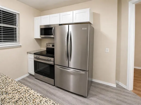$1,800 | 1317 Village Garden, Azle, TX 76020