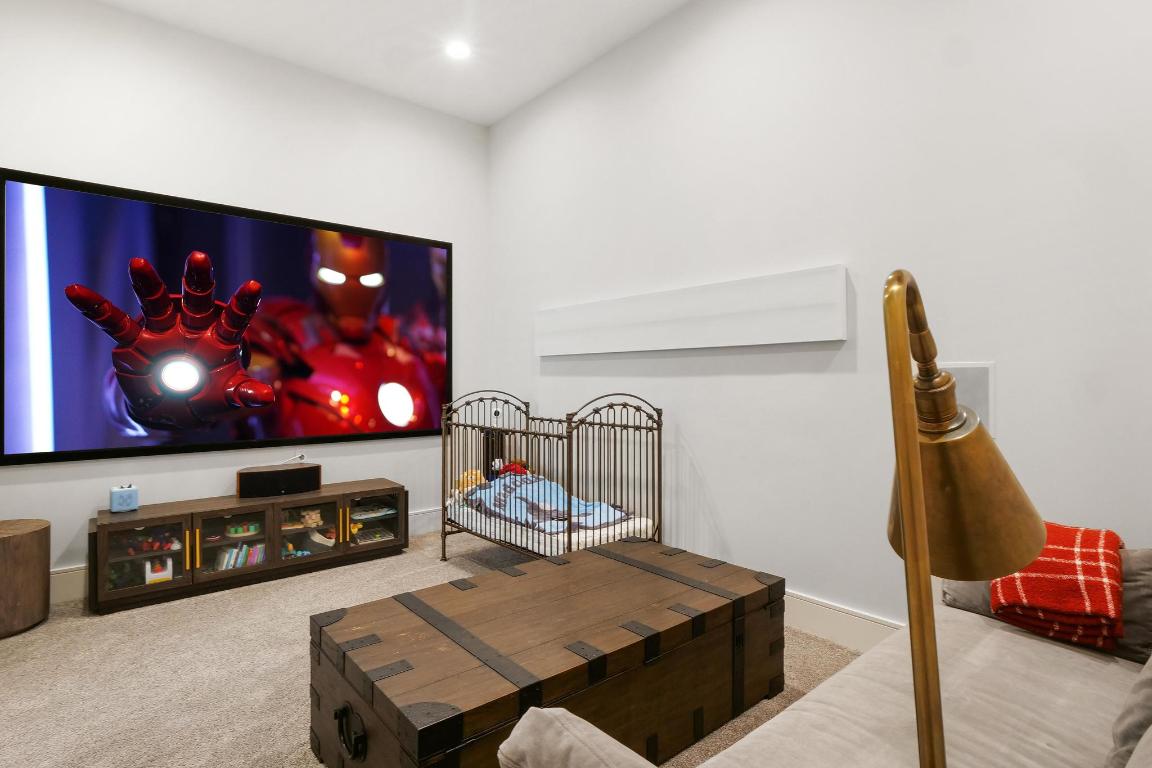 555 East 5th Street, Unit 3022 Austin, TX 78701 - Photo 32 of 40 a view of a room with gym equipment