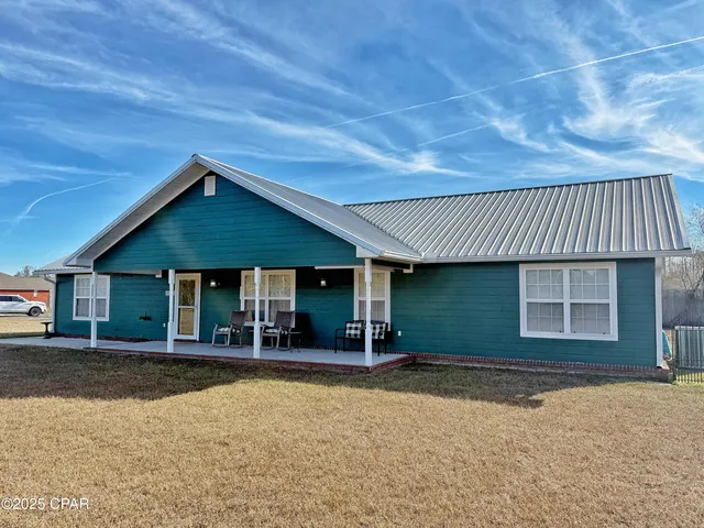 $356,500 | 21382 Northwest Paradise Lane, Altha, FL 32421