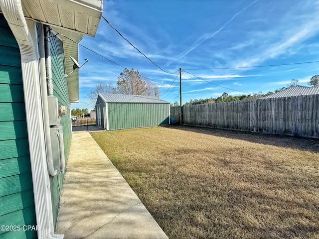 $356,500 | 21382 Northwest Paradise Lane, Altha, FL 32421