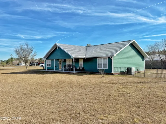 $356,500 | 21382 Northwest Paradise Lane, Altha, FL 32421