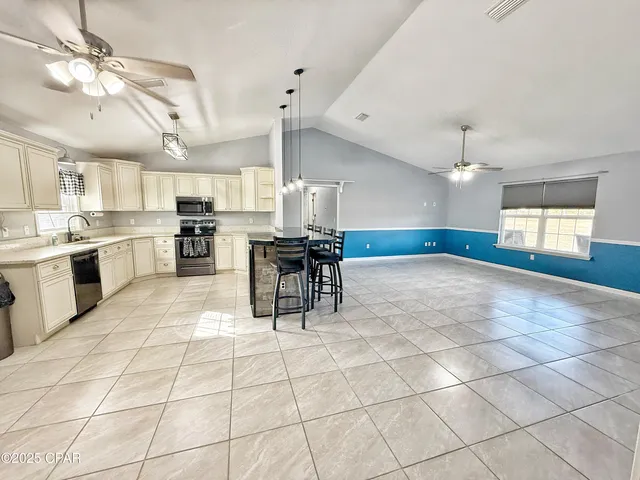 $356,500 | 21382 Northwest Paradise Lane, Altha, FL 32421