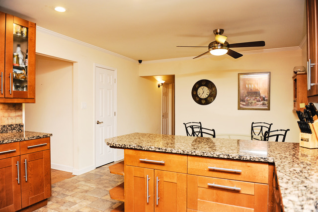 9350 South Ridgeland Avenue Chicago Ridge, IL 60415 - Photo 8 of 20