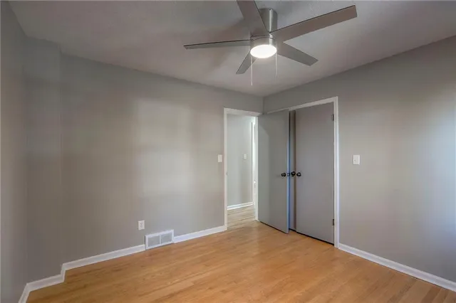 $300,000 | 18303 East 7th Street North, Independence, MO 64056