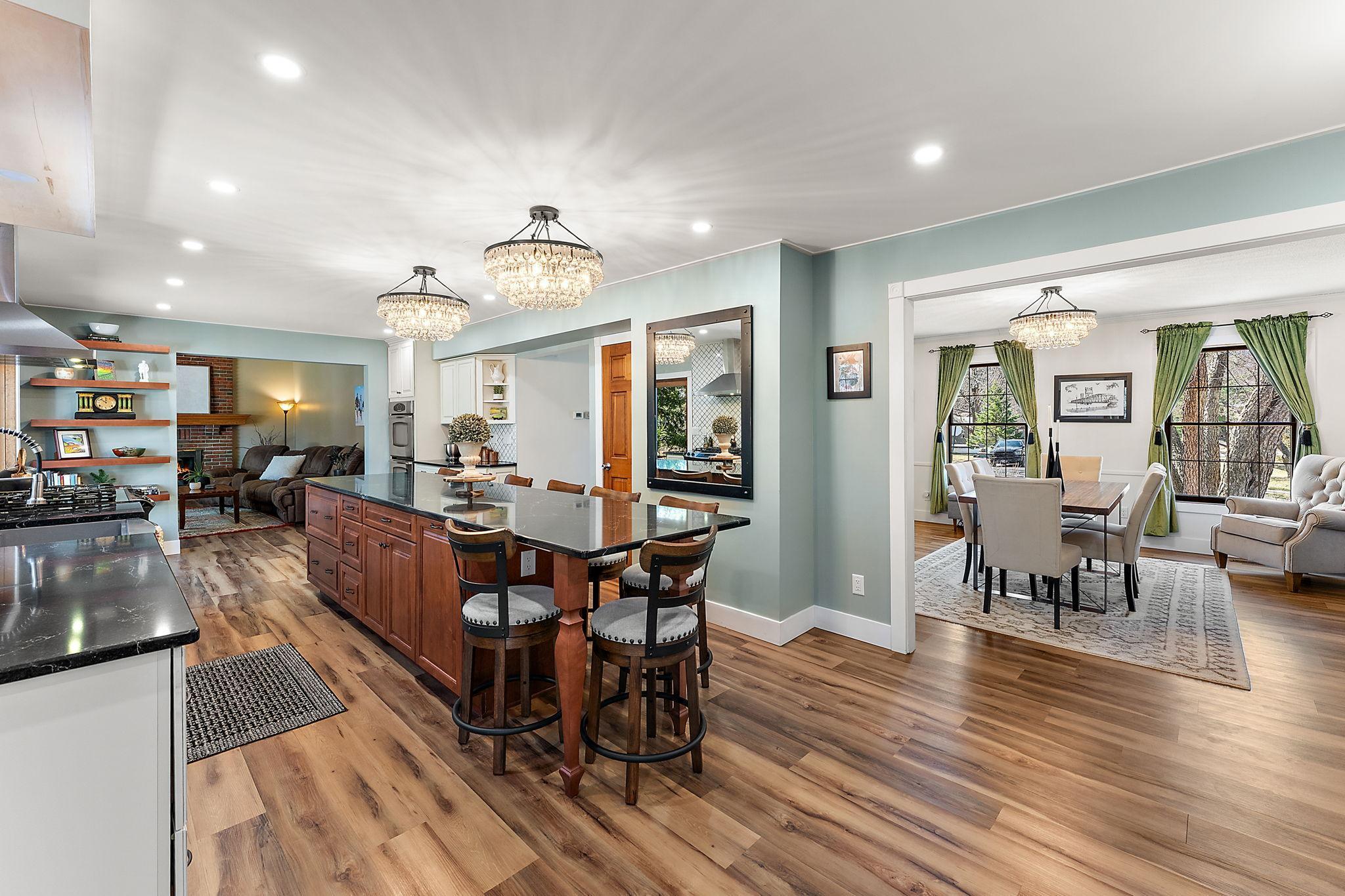 241 Deer Path Stillwater, MN 55082 - Photo 5 of 48