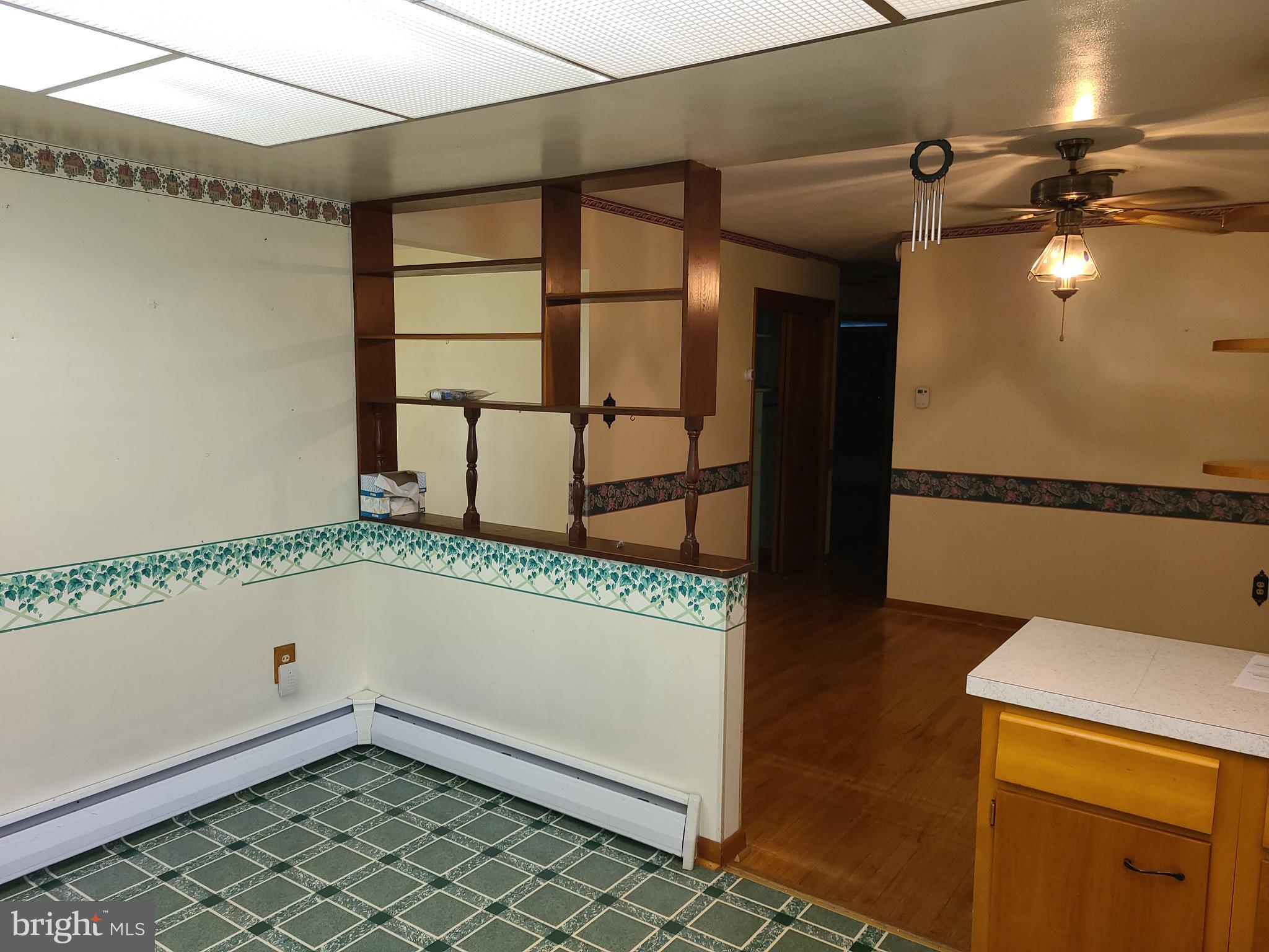 175 West Hanover Street Spring Grove, PA 17362 - Photo 16 of 42