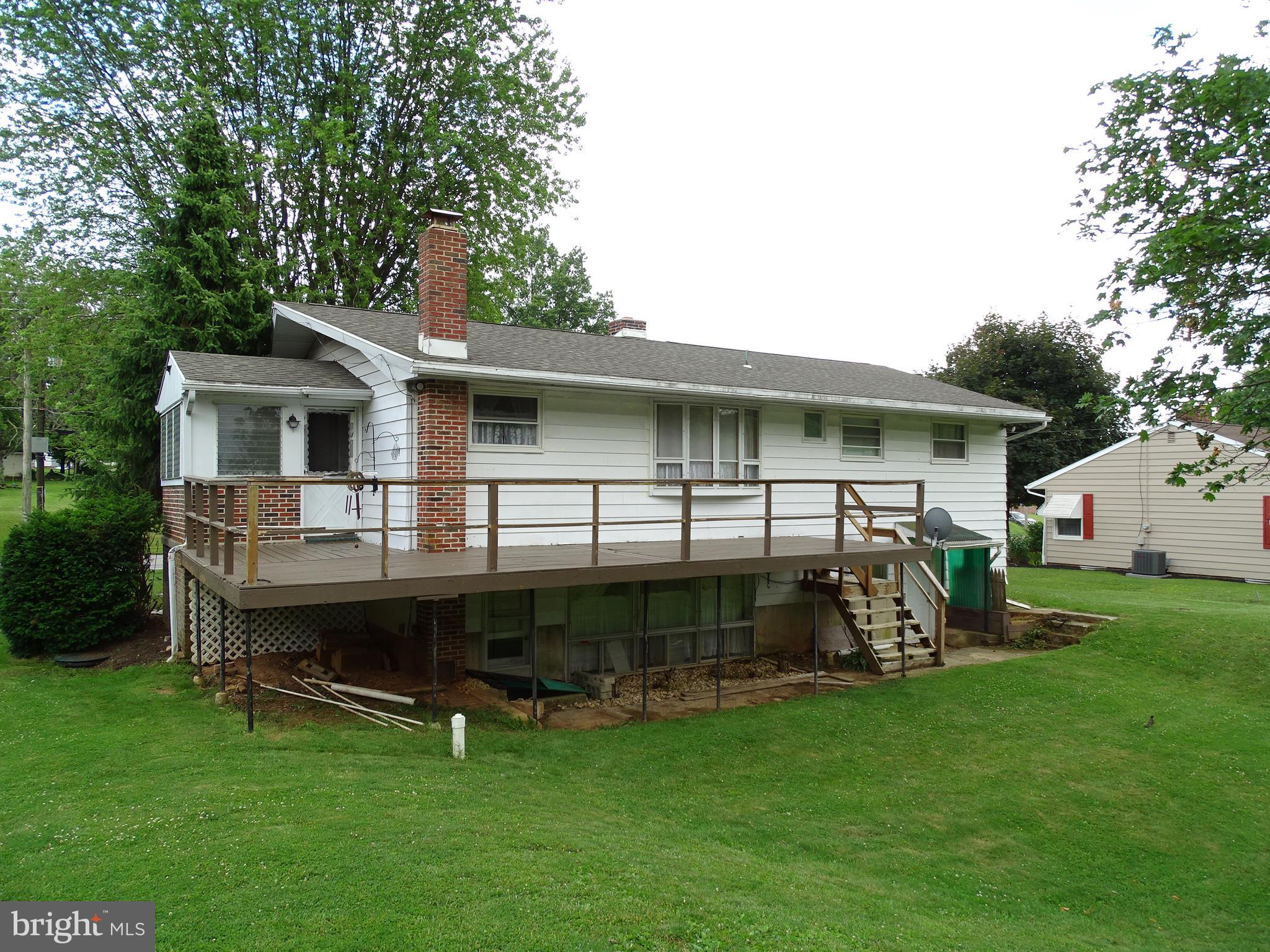 175 West Hanover Street Spring Grove, PA 17362 - Photo 7 of 42