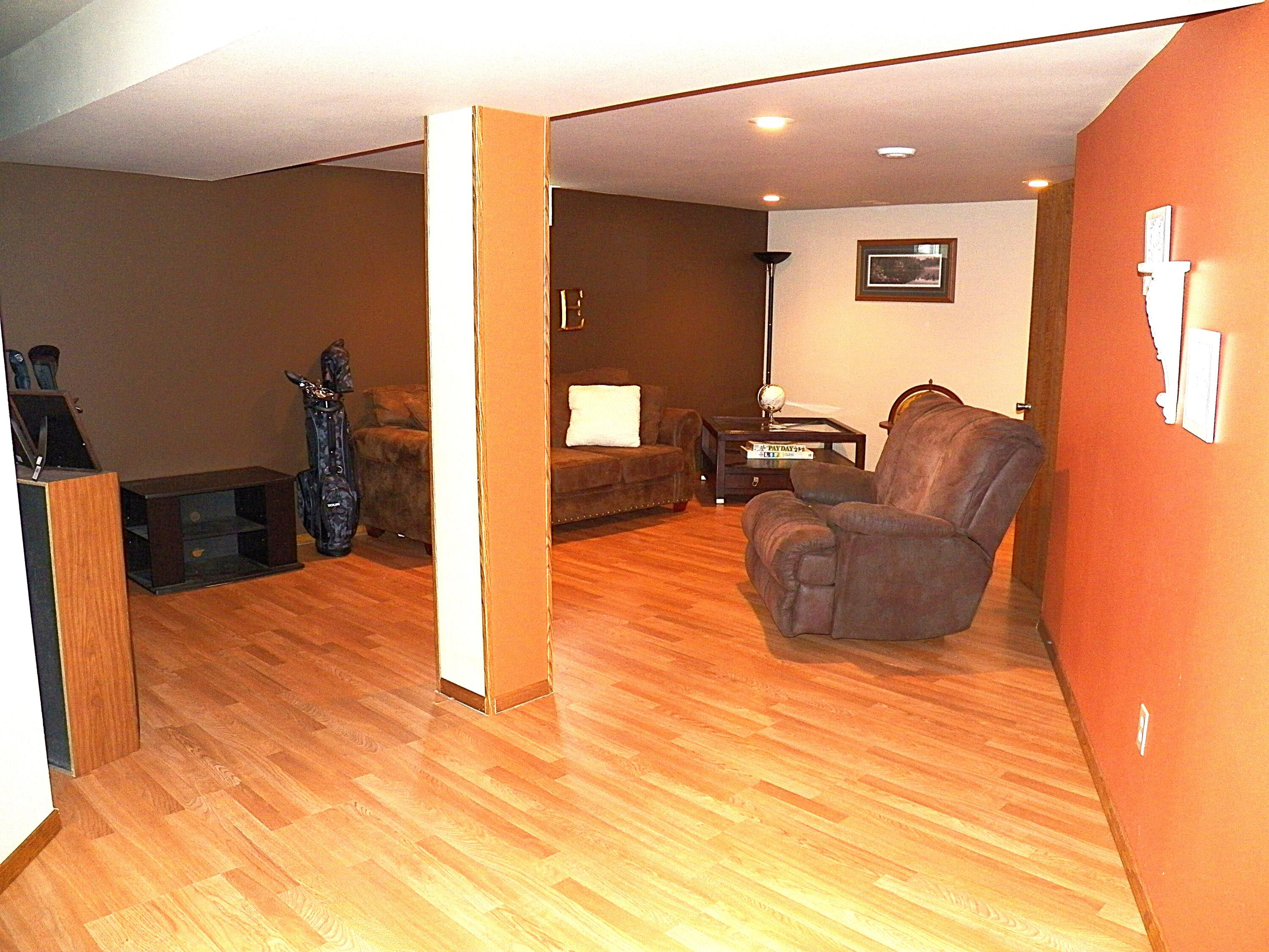 4502 Ridge Court Manitowoc, WI 54220 - Photo 30 of 46 Recroom View 1