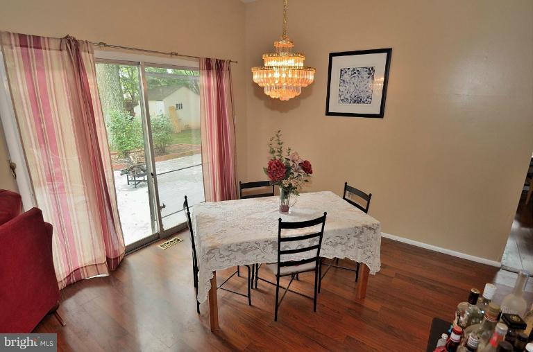 51 Thrush Road Sterling, VA 20164 - Photo 8 of 14 Dining Room