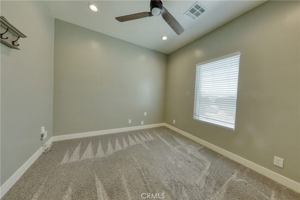 25904 Bear Valley Road Tehachapi, CA 93561 - Photo 35 of 66