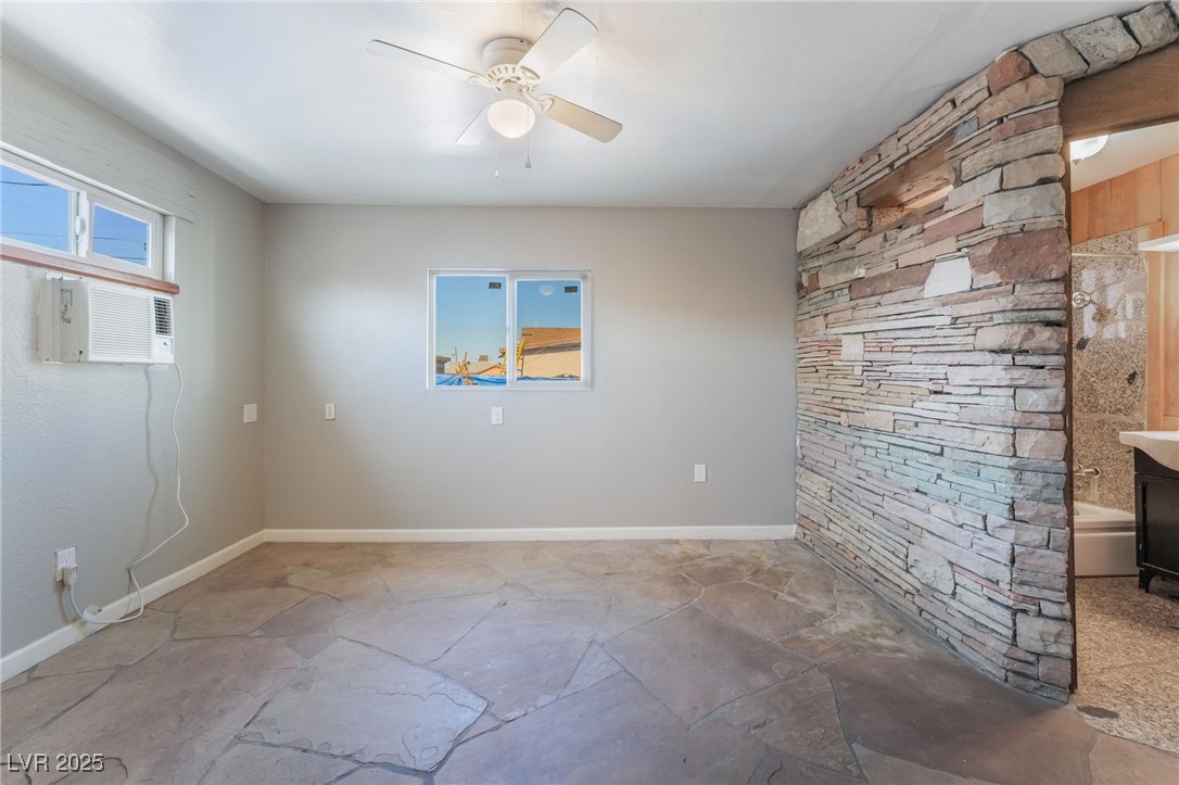 2532 North Arrowhead Street North Las Vegas, NV 89030 - Photo 21 of 29 Unit 2534- Bedroom