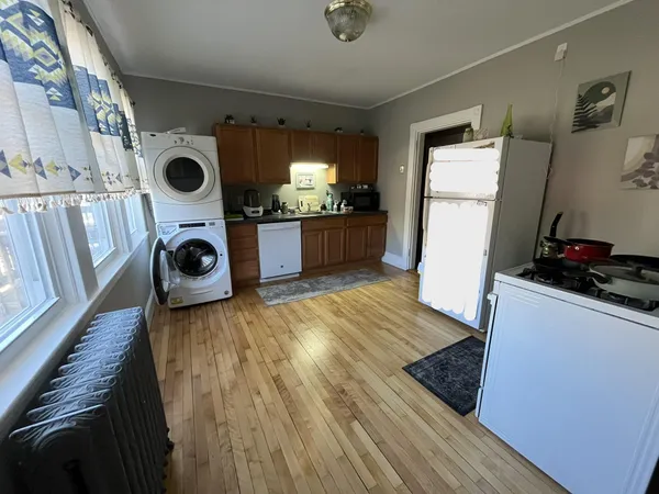 $1,249,900 | 49 Montrose Avenue, Portland, ME 04103