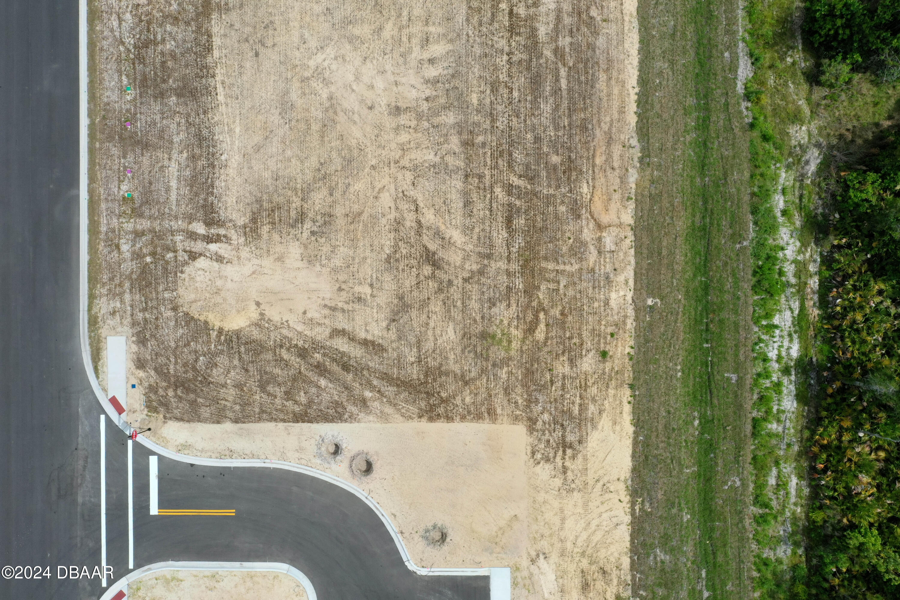125 Coronado Road Flagler Beach, FL 32136 - Photo 12 of 46 a bathroom with a bathtub and shower