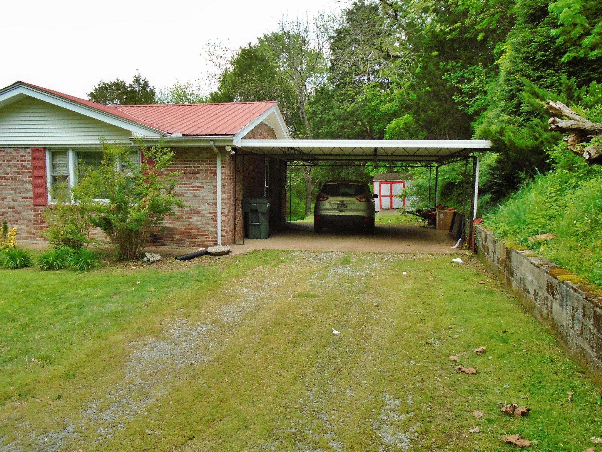 128 Kinneys School Road Springfield, TN 37172 - Photo 3 of 23 a view of a house with pool table and chairs