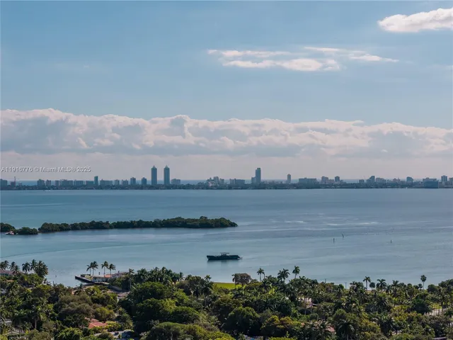 $1,275,000 | 811 Northeast 71st Street, Miami, FL 33138