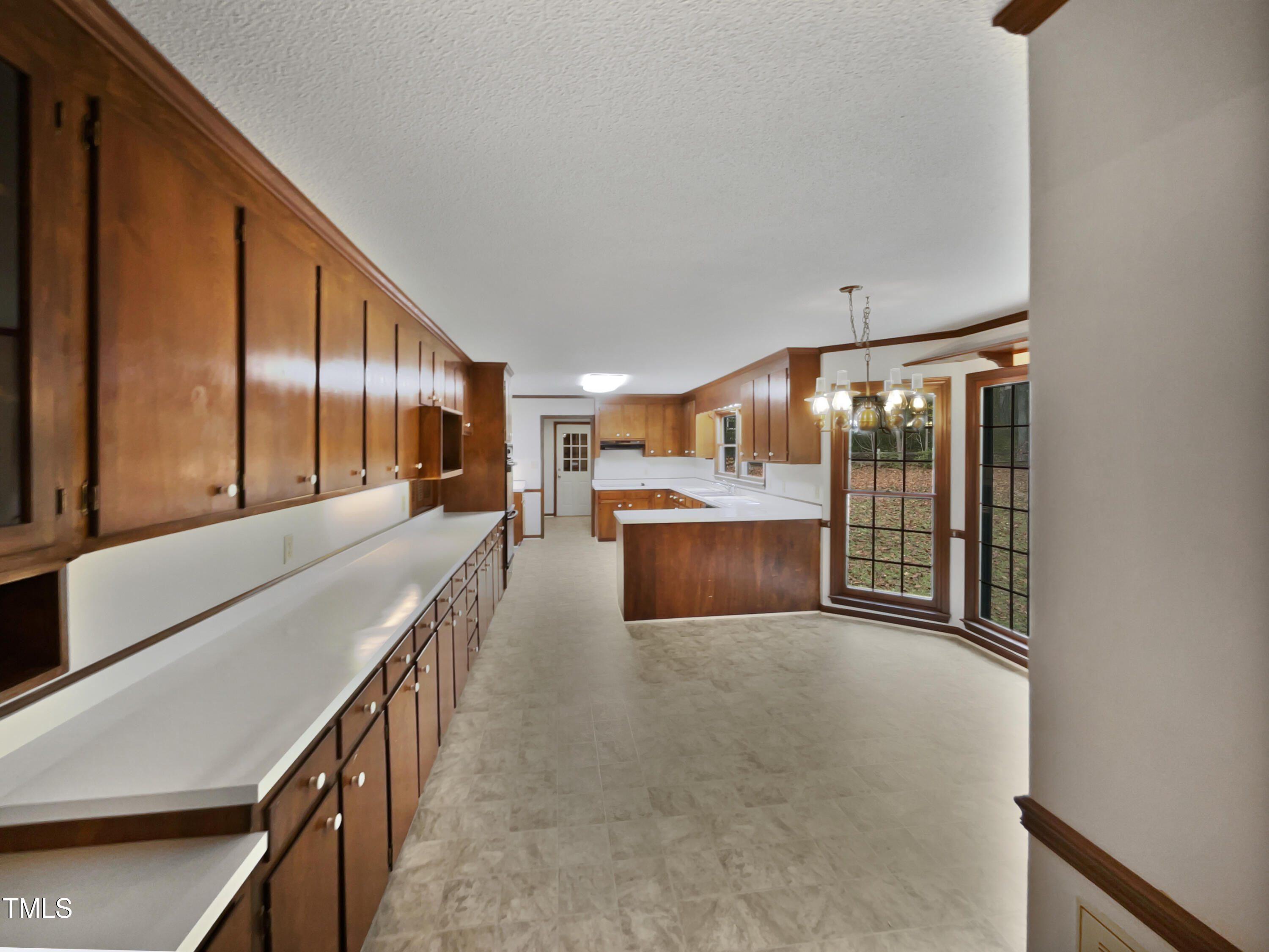 7901 Tulip Circle Raleigh, NC 27606 - Photo 12 of 24 listing_11