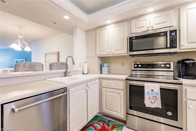 $7,950 | 260 Seaview Court, Unit 904, Marco Island, FL 34145