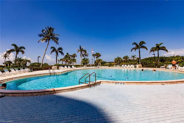 $7,950 | 260 Seaview Court, Unit 904, Marco Island, FL 34145