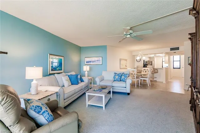 $7,950 | 260 Seaview Court, Unit 904, Marco Island, FL 34145