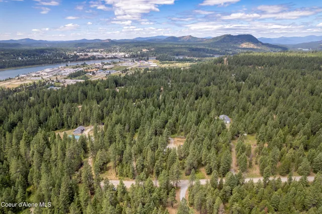 $300,000 | 512 Everett Huff Road, Oldtown, ID 83822