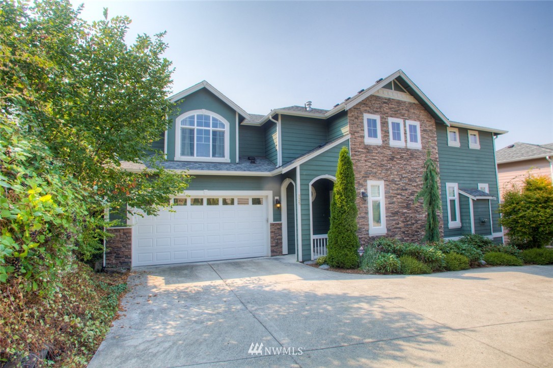 325 Renton Avenue South Renton, WA 98057 - Photo 1 of 25