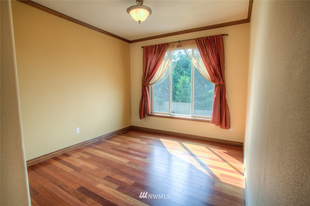 325 Renton Avenue South Renton, WA 98057 - Photo 14 of 25