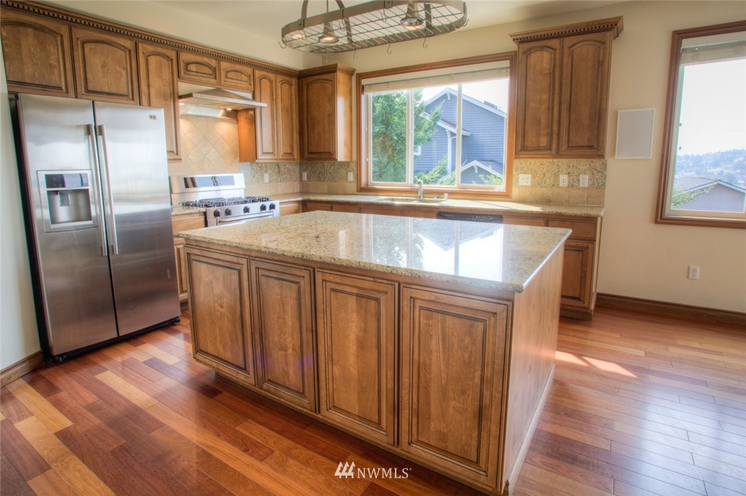 325 Renton Avenue South Renton, WA 98057 - Photo 8 of 25