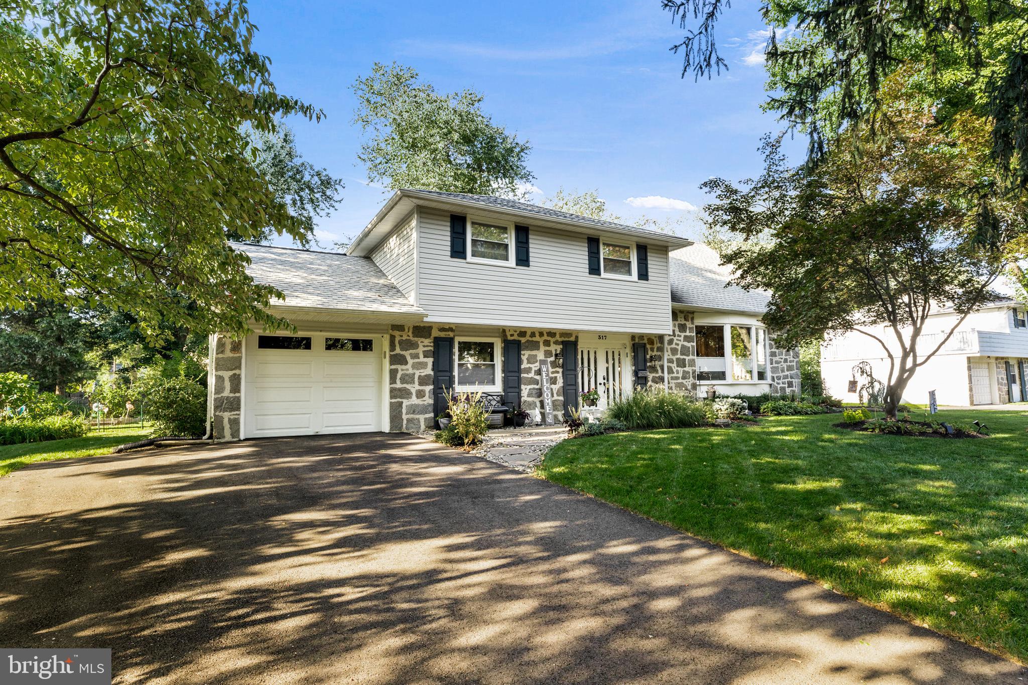 317 Parry Road Cinnaminson, NJ 08077 - Photo 2 of 41 Gallery Image 2