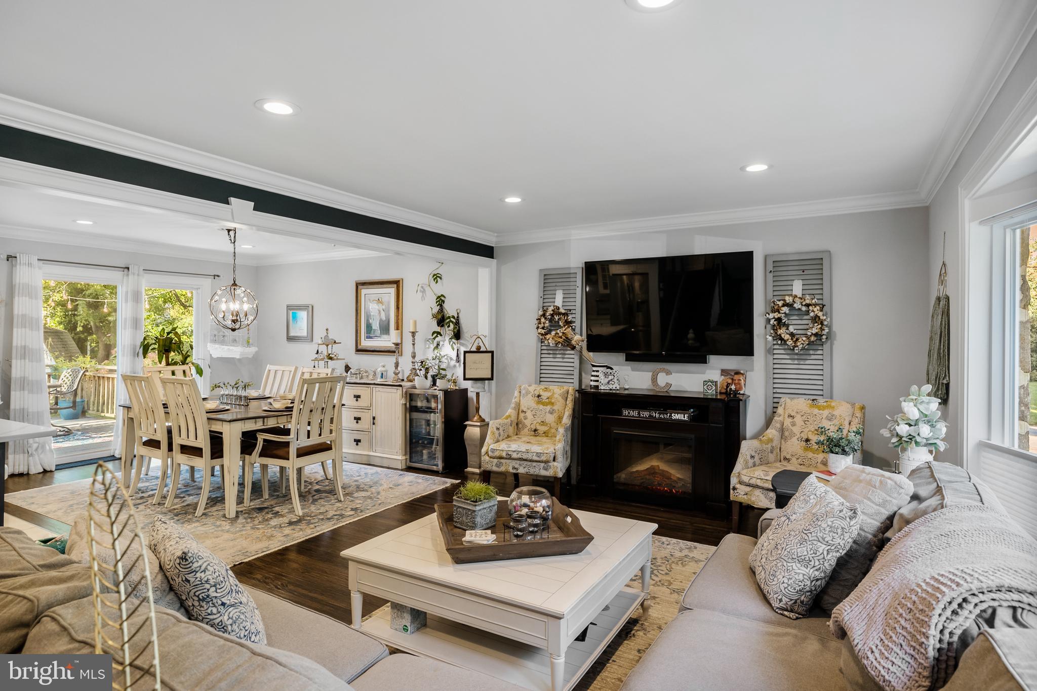317 Parry Road Cinnaminson, NJ 08077 - Photo 9 of 41 Gallery Image 9