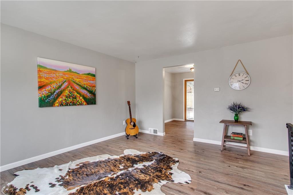 827 Blue Ridge Road Pittsburgh, PA 15239 - Photo 10 of 25 Gallery Image 10