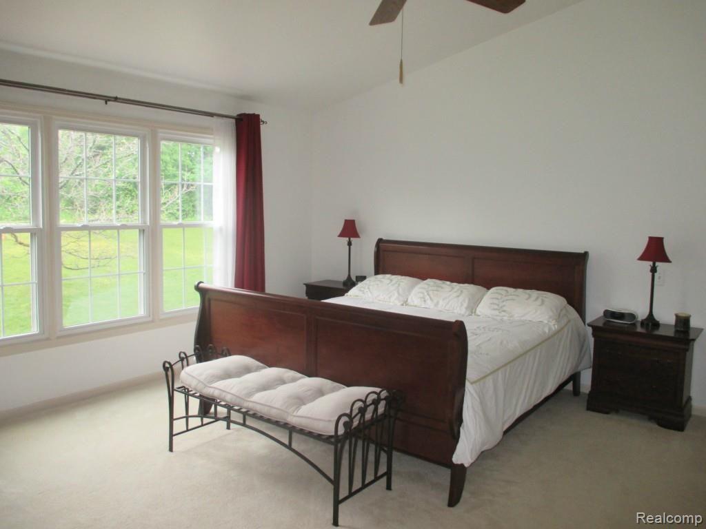 2356 Pleasant View Drive Rochester, MI 48306 - Photo 6 of 22 Mstr.jpg