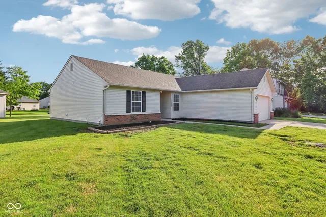 $275,000 | 12250 Longstraw Drive, Indianapolis, IN 46236