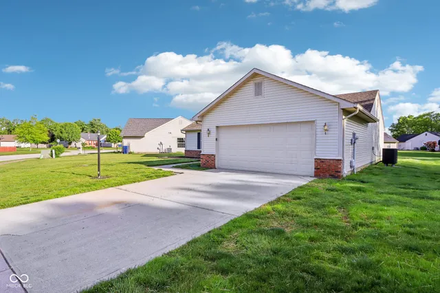 $275,000 | 12250 Longstraw Drive, Indianapolis, IN 46236